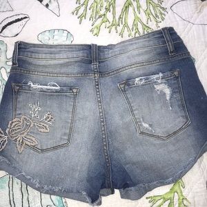 KanKan floral Jean shorts